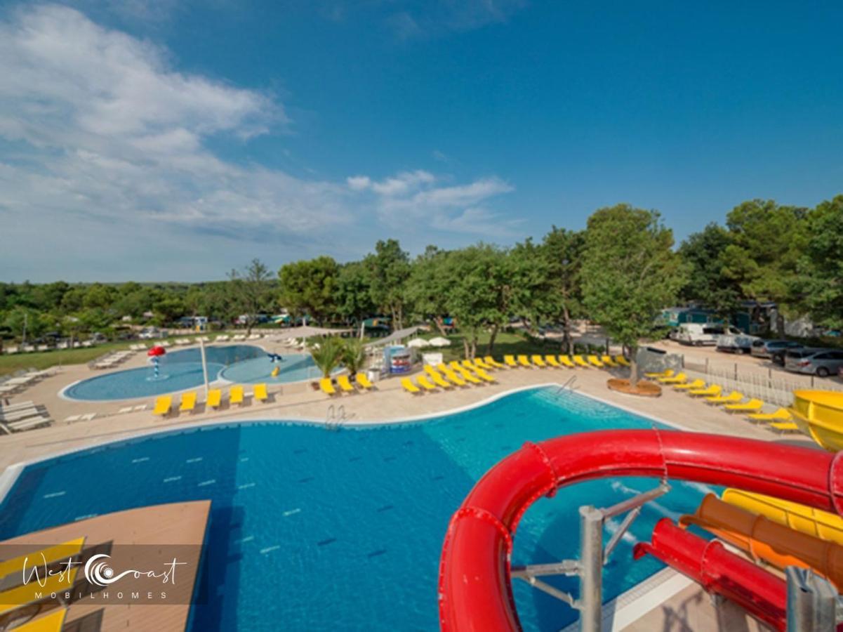 West Coast Mobilhome With Xxl Terrace Тар Экстерьер фото