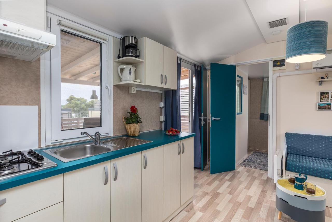 West Coast Mobilhome With Xxl Terrace Тар Экстерьер фото