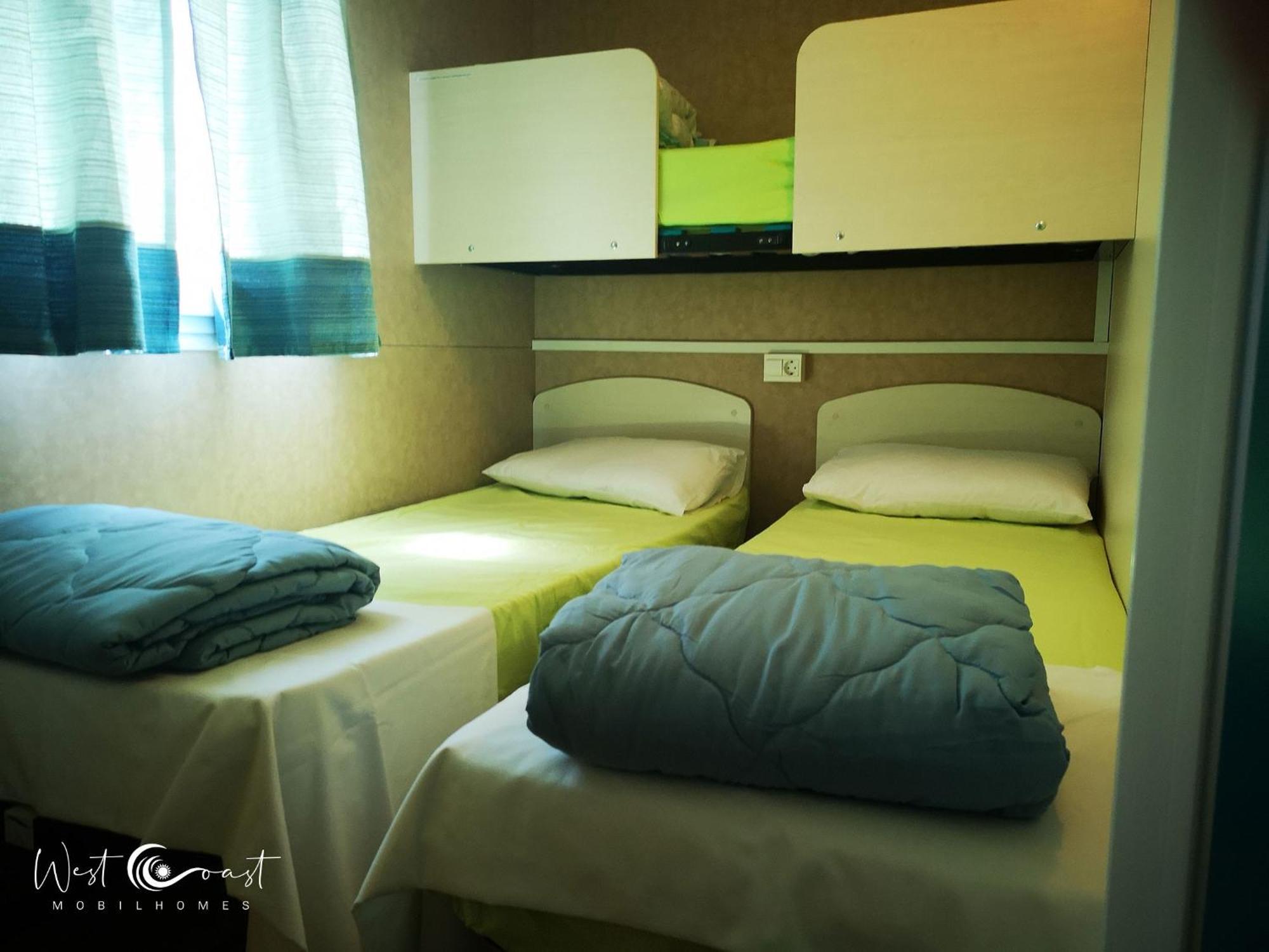West Coast Mobilhome With Xxl Terrace Тар Номер фото