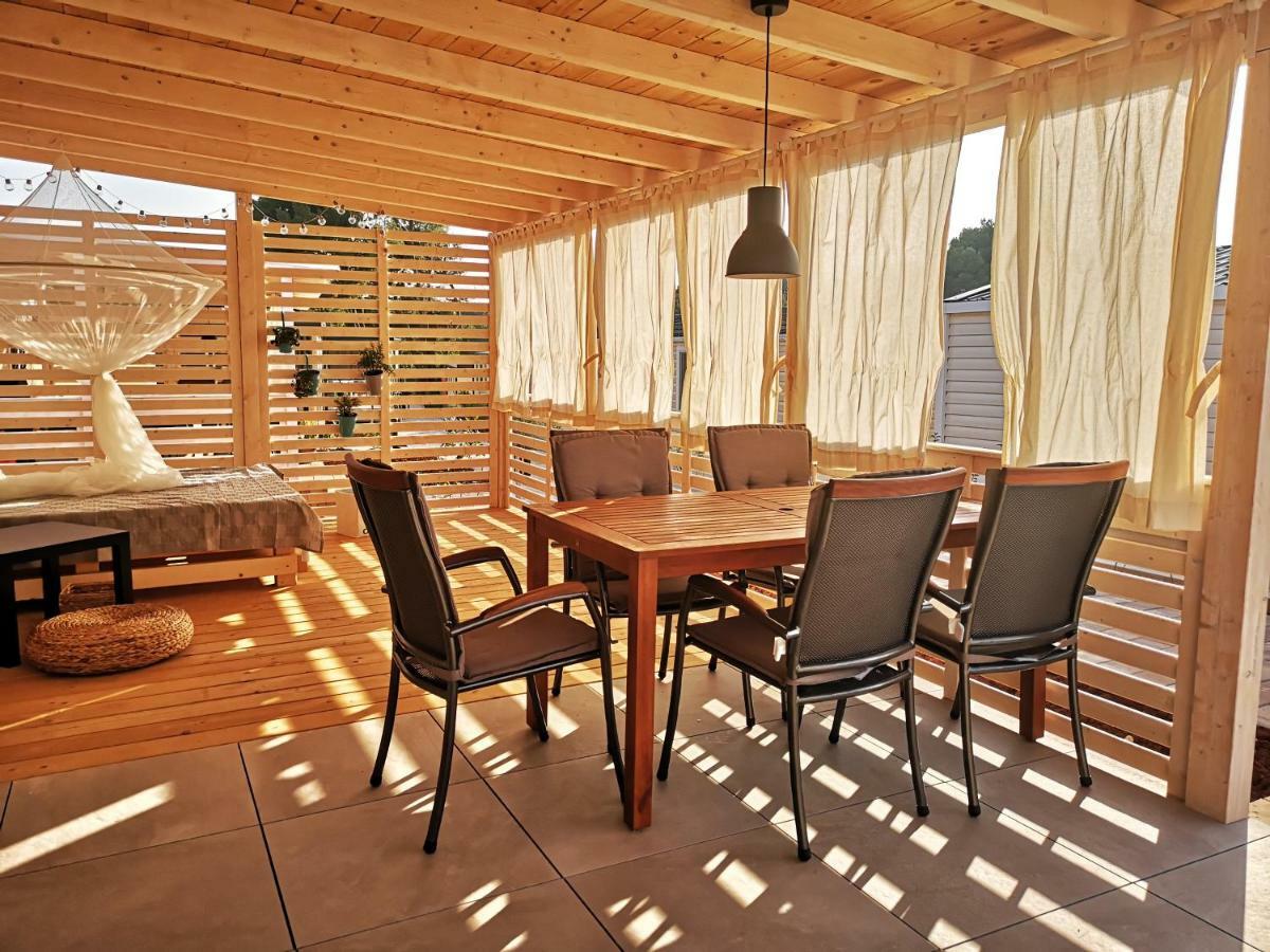 West Coast Mobilhome With Xxl Terrace Тар Экстерьер фото